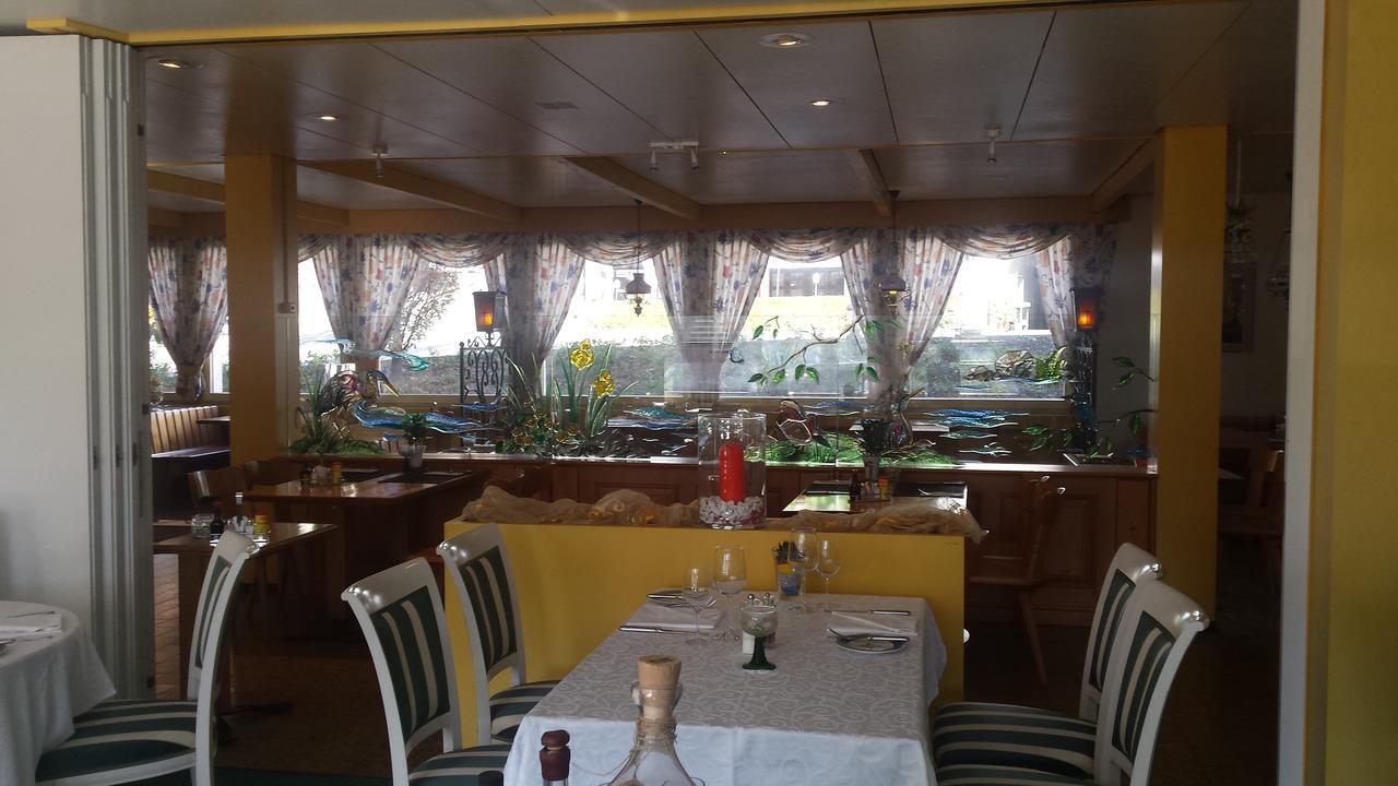 Hotel Restaurant Klosterli Pieterlen Exterior foto